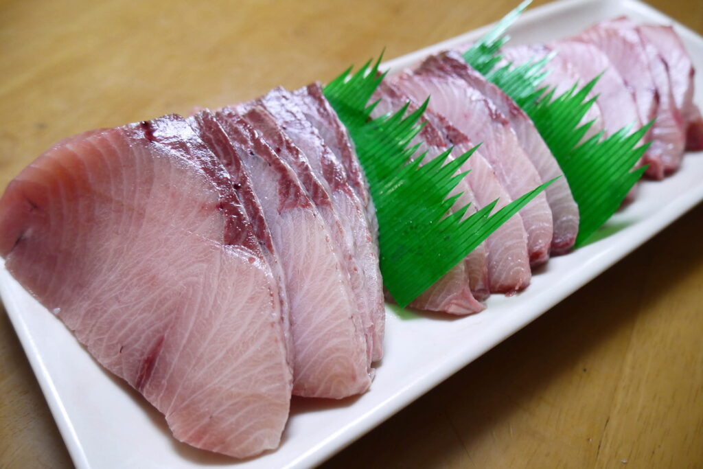 天然ぶりのお刺身